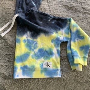 Calvin Klein cropped hoodie